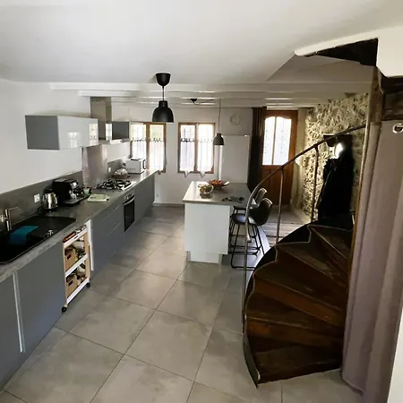 La Caseta De Vila *